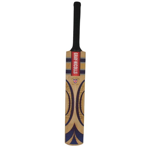 Gray Nicholls International Hand Crafted Cricket Bat Size 4 uk - Picture 1 of 10
